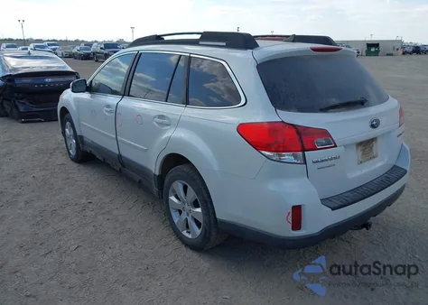 2011 Subaru Outback 2.5I Limited z USA, uszkodzony, nr VIN 4S4BRCJC8B3396149